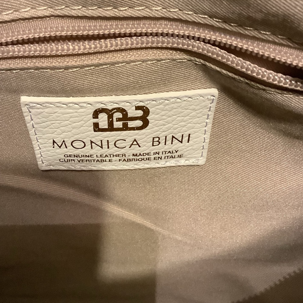 Monica Bini White Leather Handbag Purse With Gold Chain Strap NEW - Picture 3 of 11